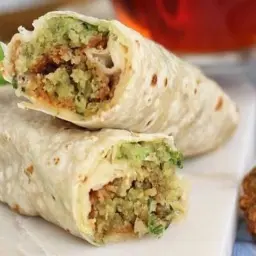 ساندويتش فلافل عادي
