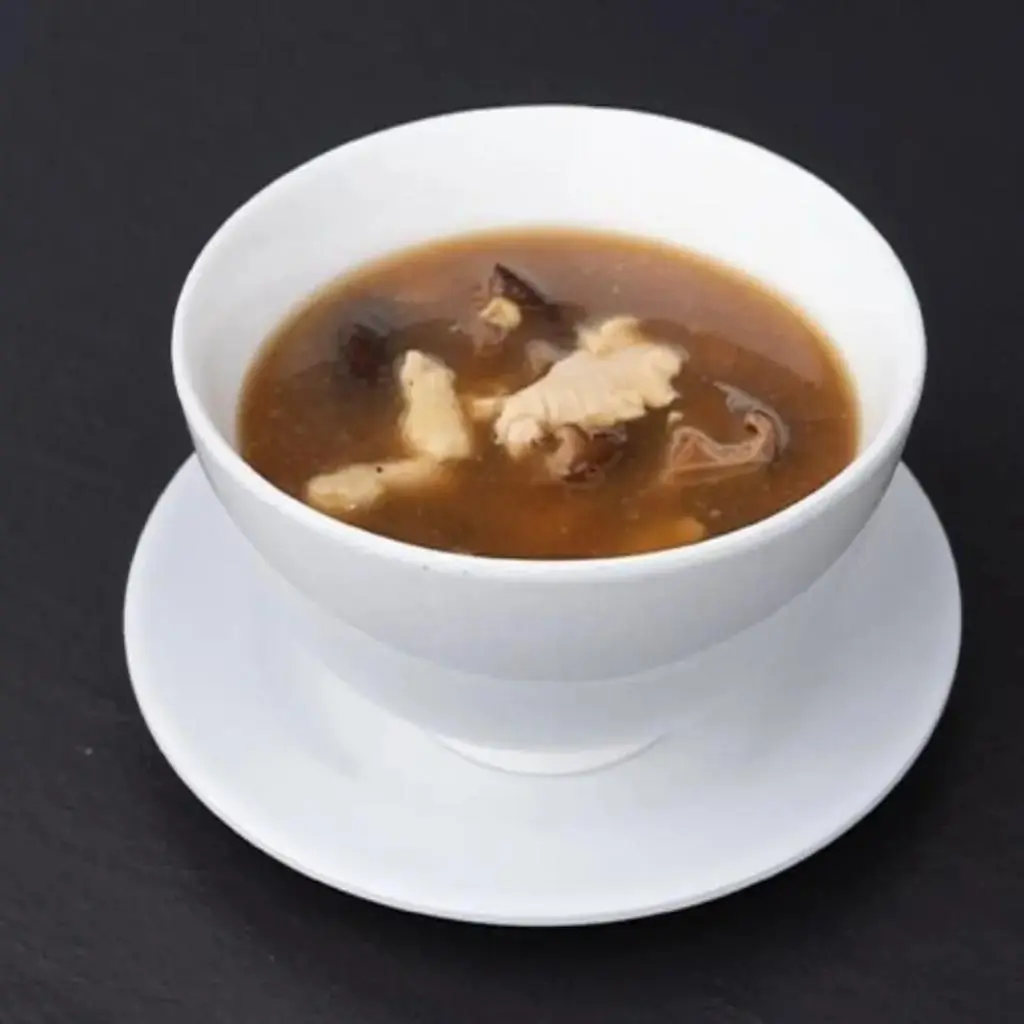 شوربة حارة وحامضة