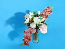 Timeless Grace Vase 0200