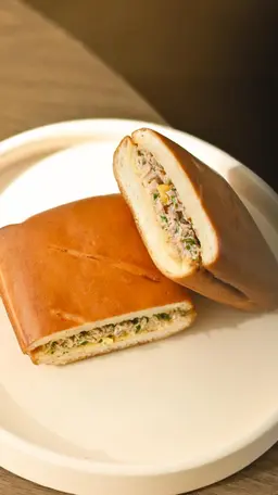 Tuna sandwich