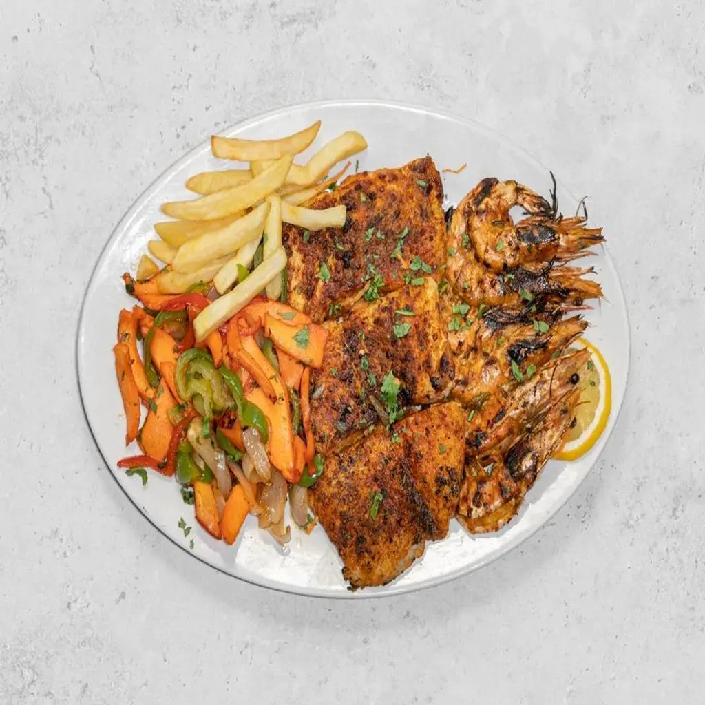 وجبة ثمار البحر المشوية