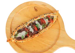 فطيرة شاورما لحم