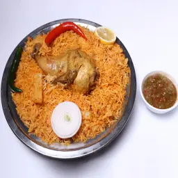 Madghot Chicken with Traditional Rice