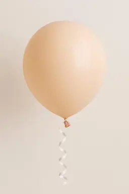 بالون لحمي فاتح