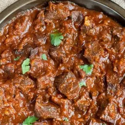 كاري لحم البقر