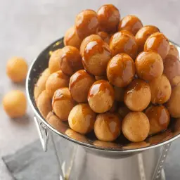 Toffee Caramel Luqaimat