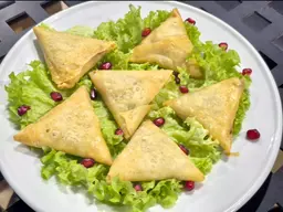 سمبوسة جبن
