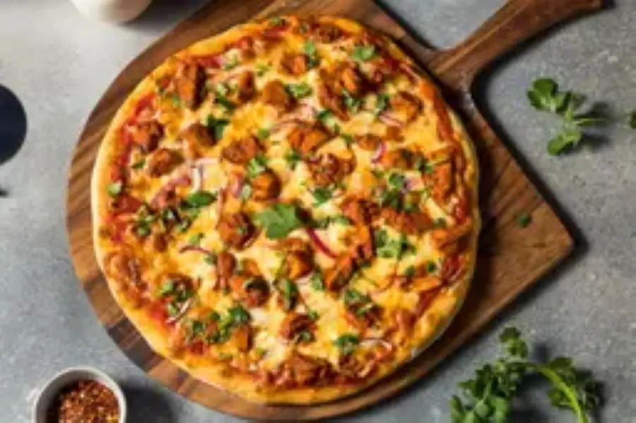 Chicken Tikka Pizza Large