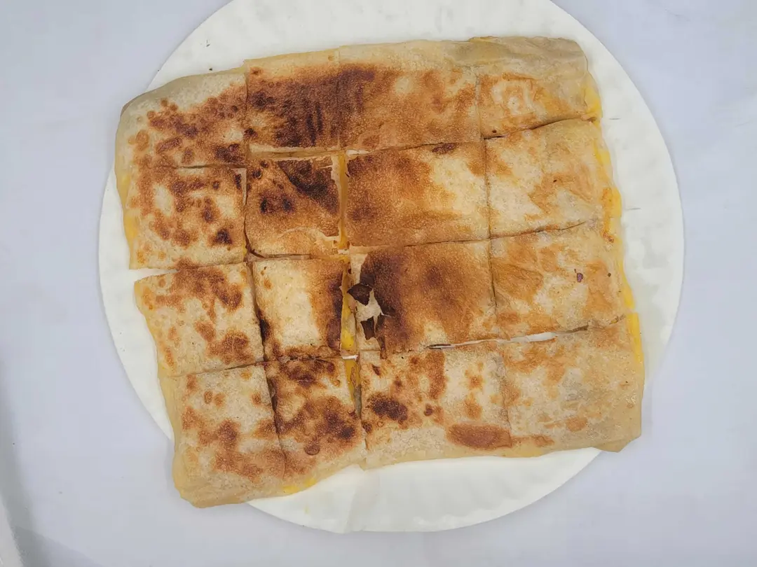 Mutabbak Cheddar Cheese
