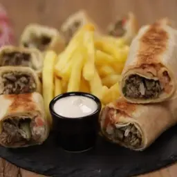 شاورما بعلبك لحم