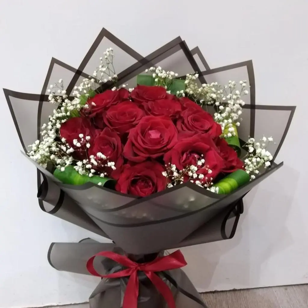 باقة حمراء