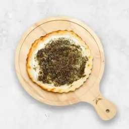 فطيرة لبنة بالزعتر