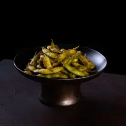 ادامامي - حار