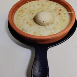 قطع فطر محشية