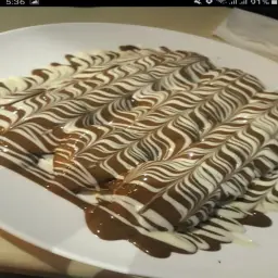 ميني بانكيك شوكولاتة بيضاء