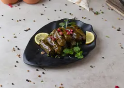 ورق عنب - 8 حبات