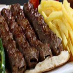 كباب لحم مع رز