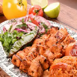 تشوب شيش طاووق