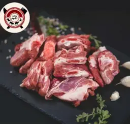 لحم عجل بالعظم