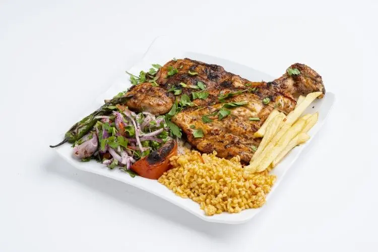 دجاج مشوي نص