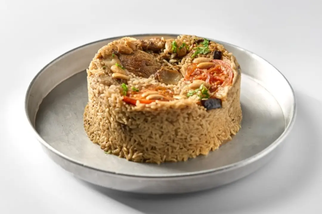 مقلوبة لحم