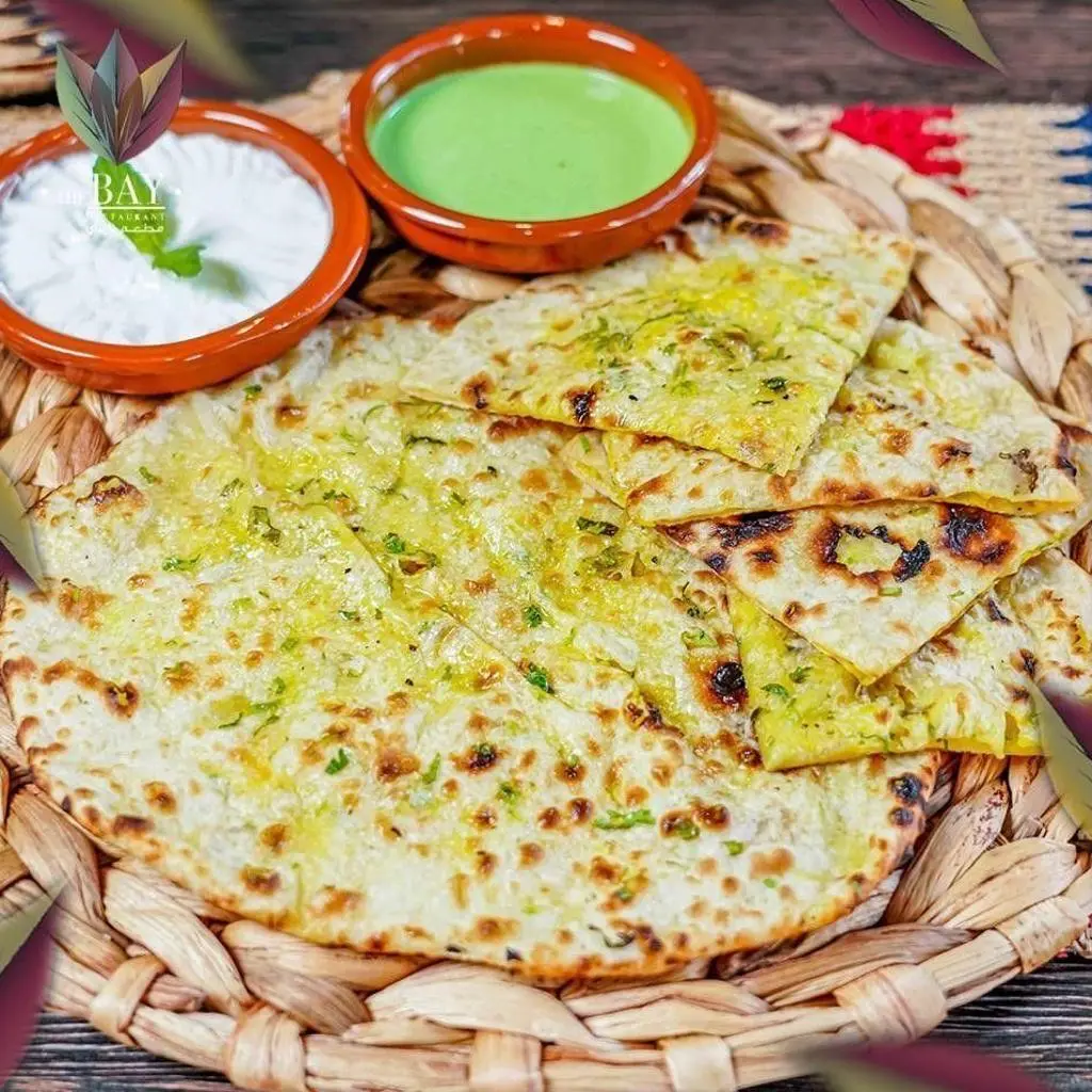 نان بالثوم والزبدة