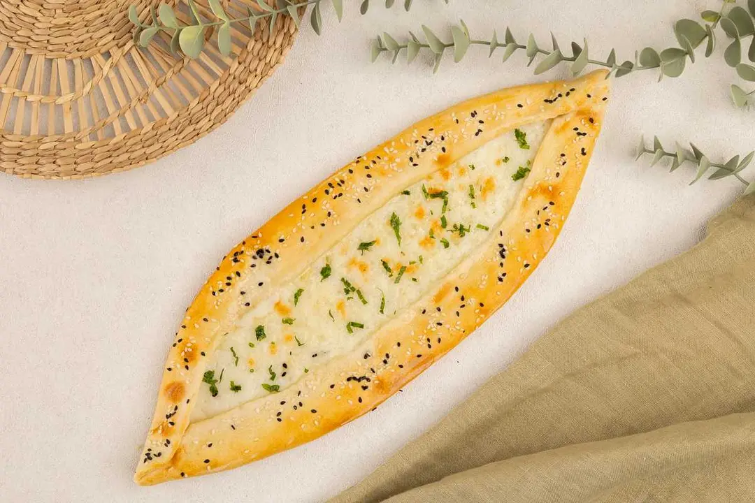 فطائر جبنة عكاوي