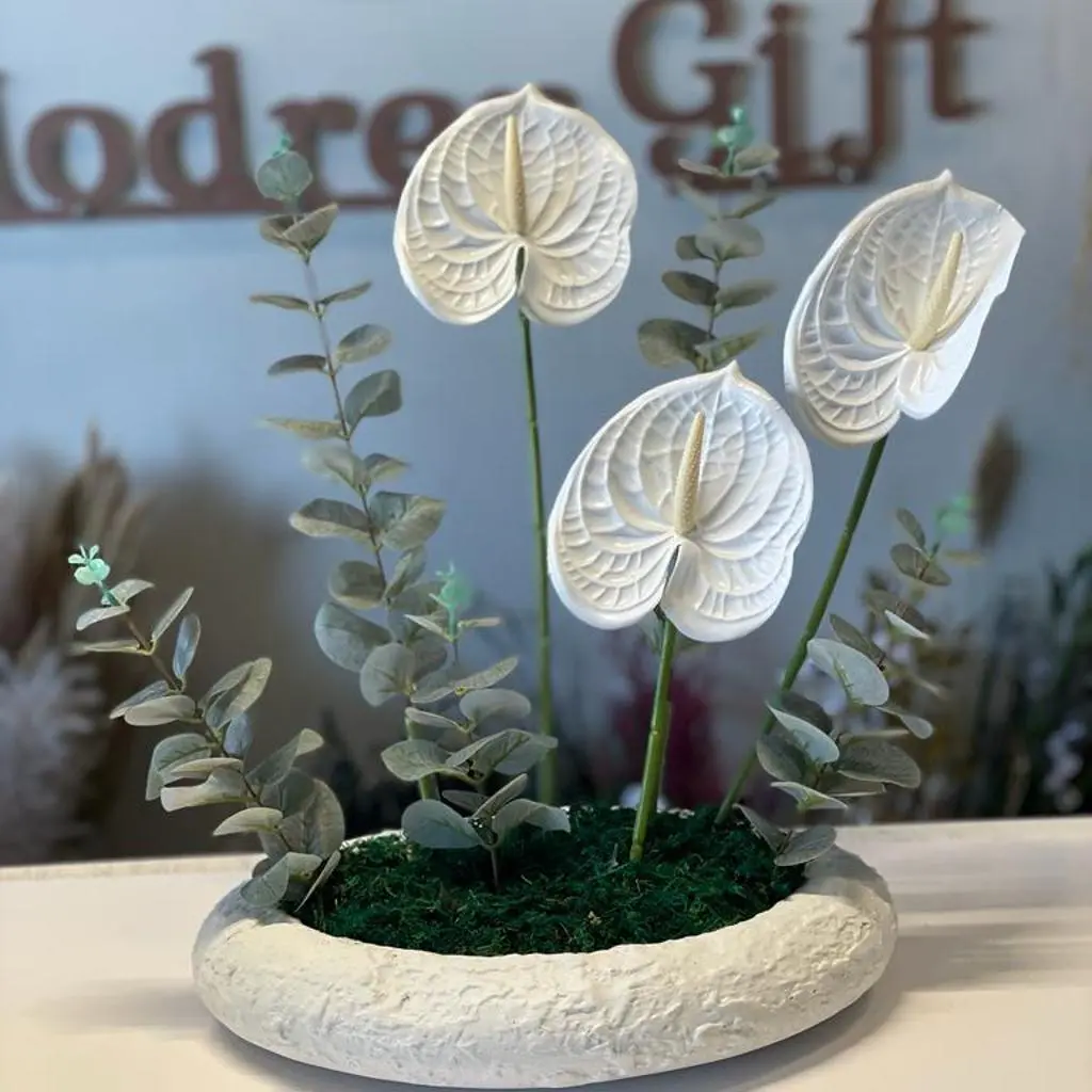 Luxurious Vase with Artificial Roses