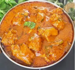 دجاج موغلاي كراهي صغير
