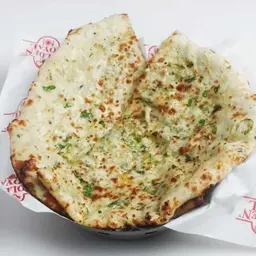 خبز نان بالجبن والثوم