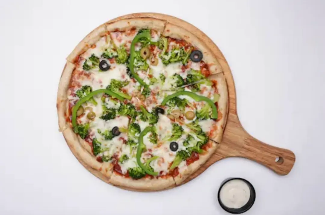 Broccoli pizza