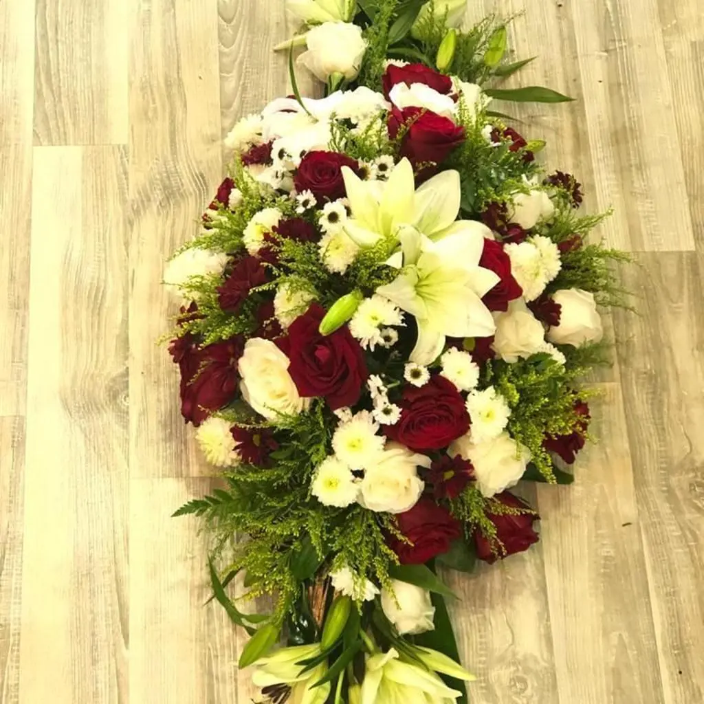 Oval Table Bouquet