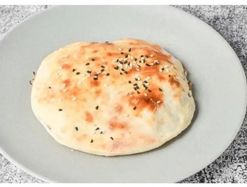 Chicken Mgalgal With Cheese Pie