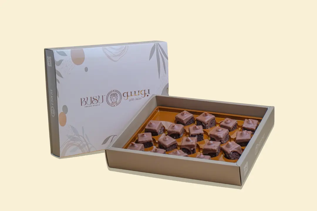 Large brownie box