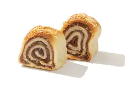 Date and sesame roll maamoul