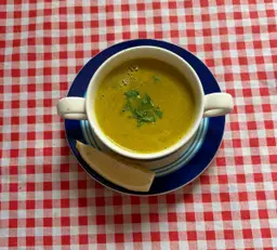 شوربة عدس