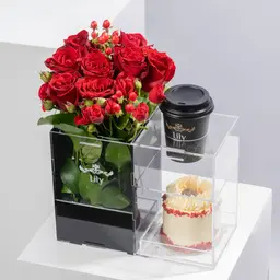 Saada / Flowers and Coffee With Mini Cake