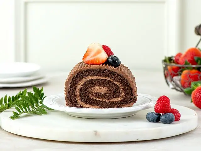 Chocolate Swiss Roll - Piece