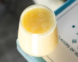 Mango & Passion Mojito