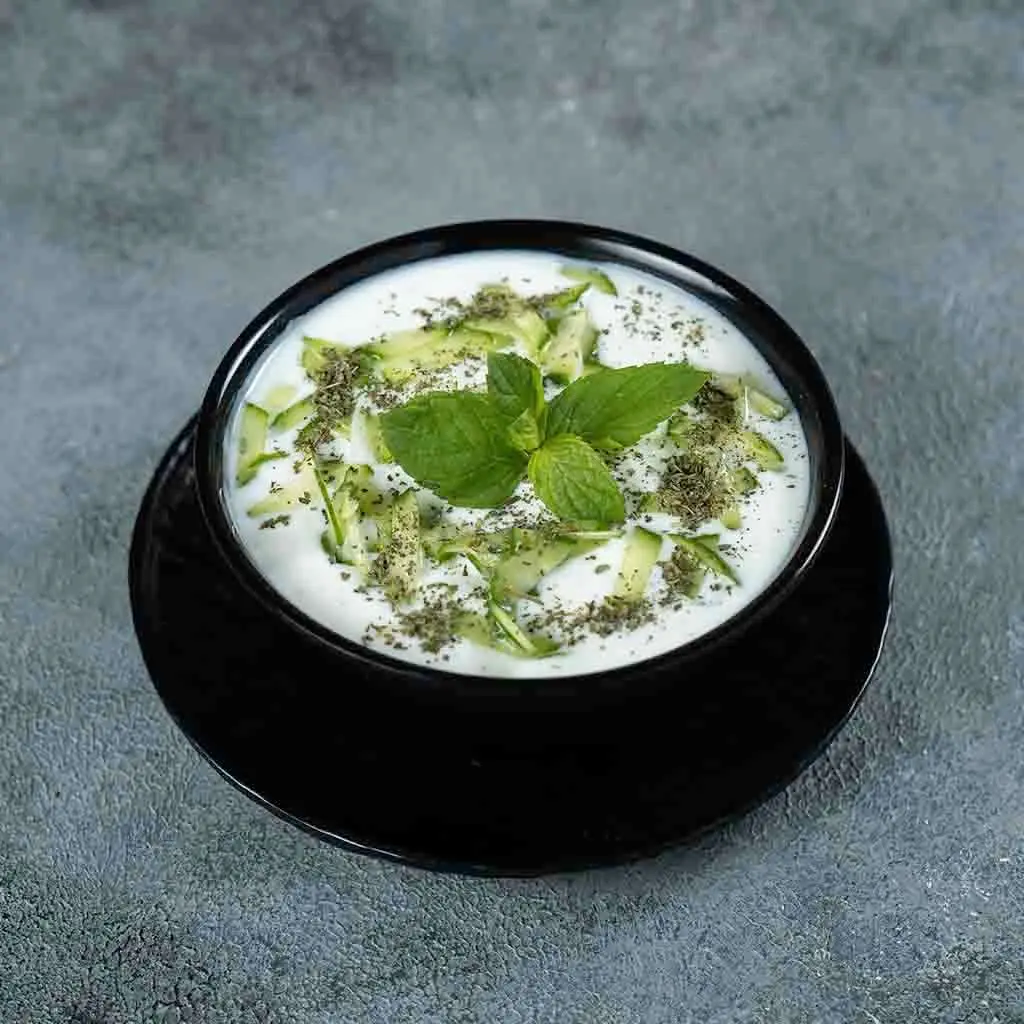 Yoghurt and cucumber