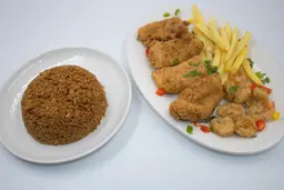 وجبة سمك فيليه وجمبري وأرز وبطاطس