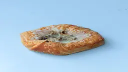 كرواسون الموزاريلا و الطماطم