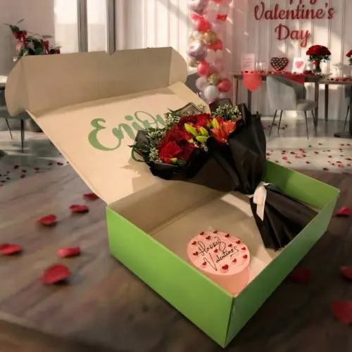 Valentine Cake and Roses Box - Medium