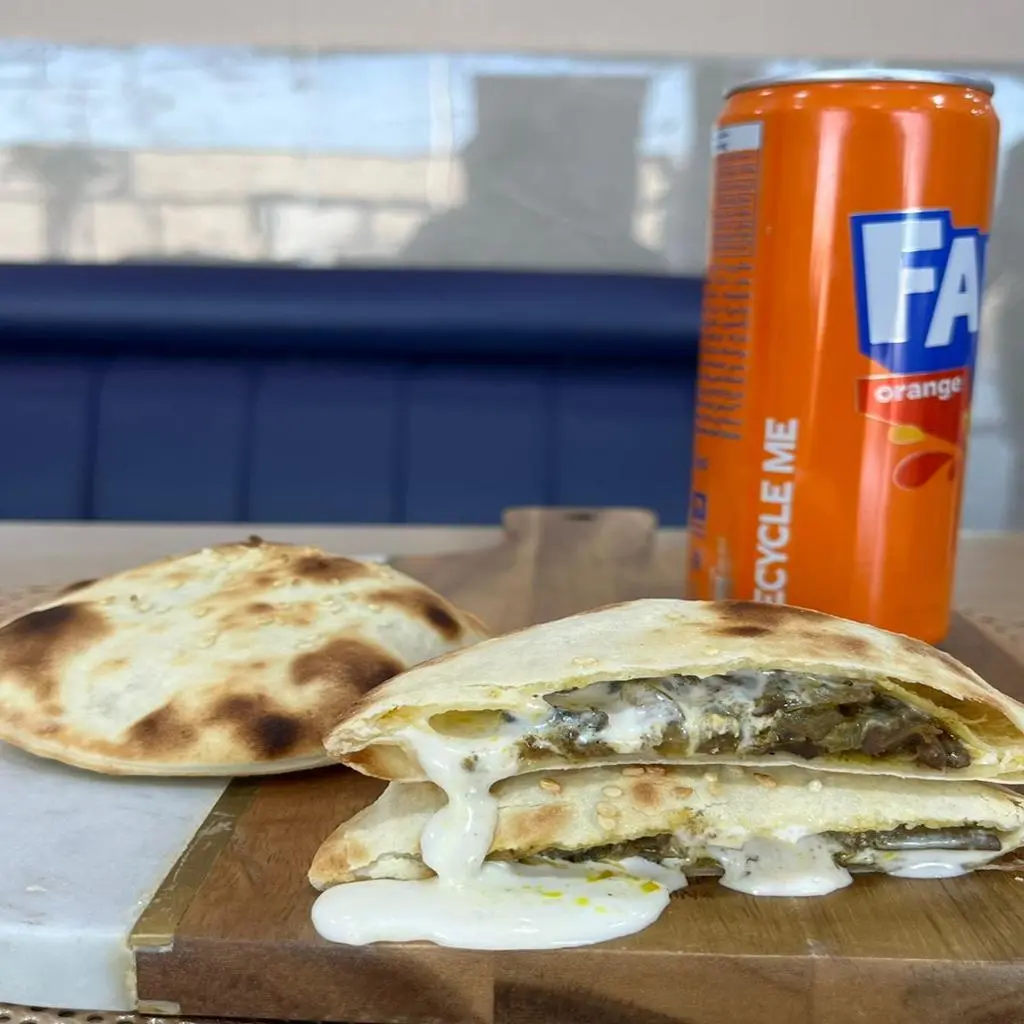 ساندويتش كبدة جبن