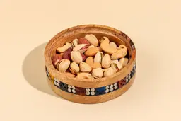 مكسرات مشكلة