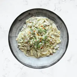 Fettuccine Alfredo