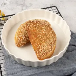 كرواسون جبن مع سمسم