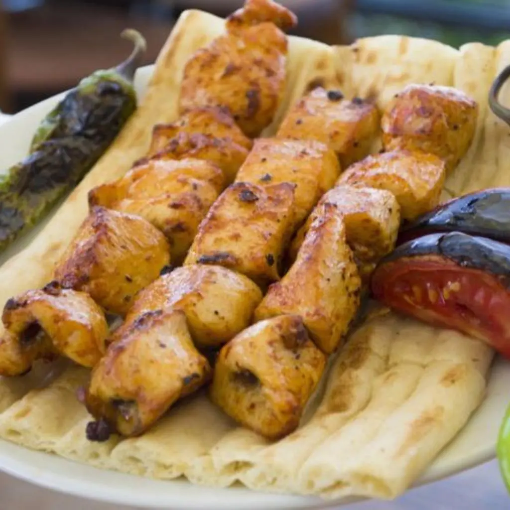 شيش طاووق
