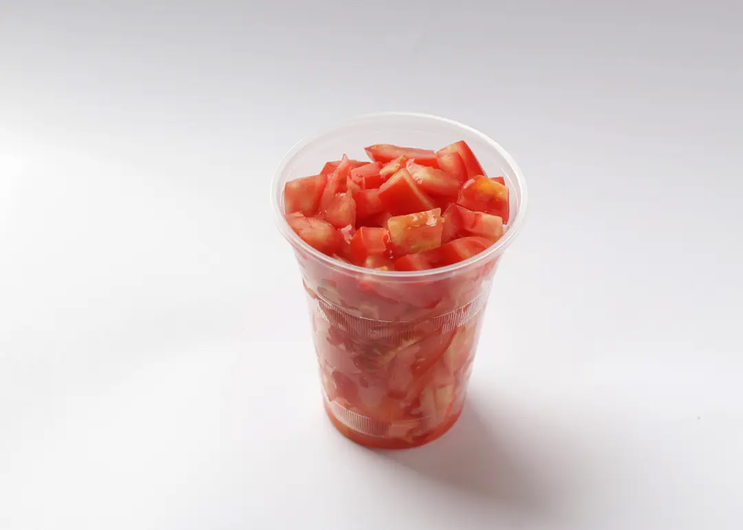 طماطم مقطع كاس