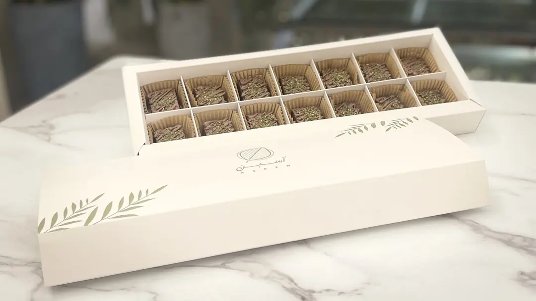 Brownie with wild thyme Box